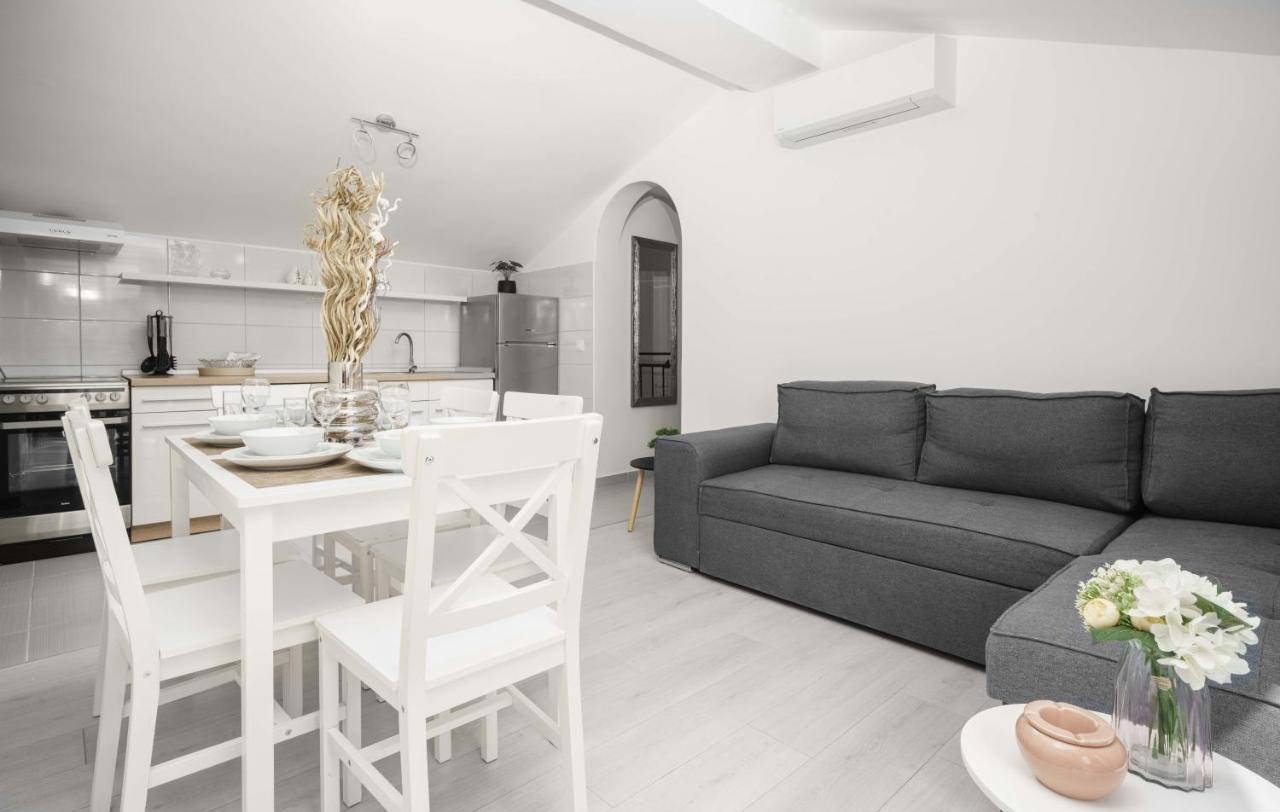 Apartamento Vila Ms2 Tribalj Exterior foto